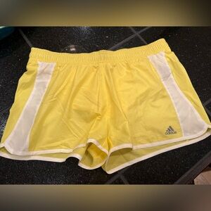 Adidas Womans  Yellow White Built In Underwear Running Shorts Large Elastic EUC
